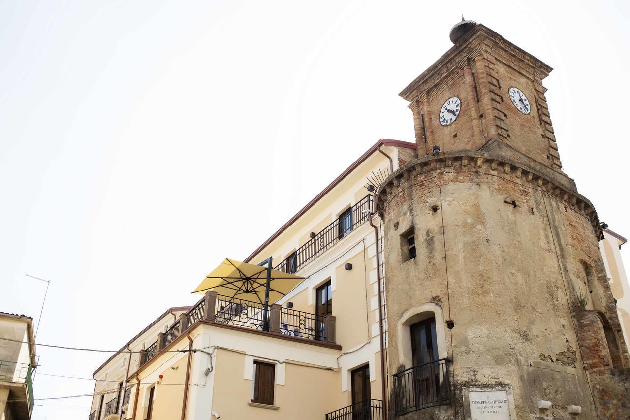 Hotel Palazzo Salerno Roggiano Gravina エクステリア 写真